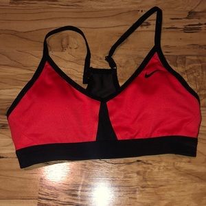 nike pro sports bra